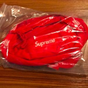 Supreme Fanny
